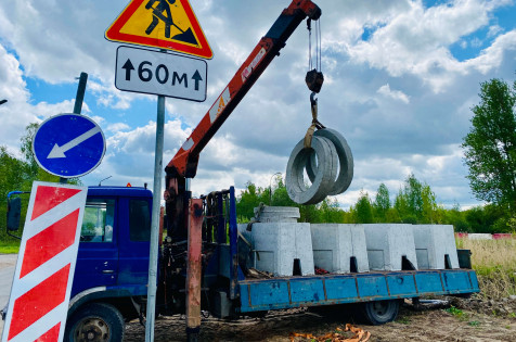 Доставка ЖБИ манипулятором